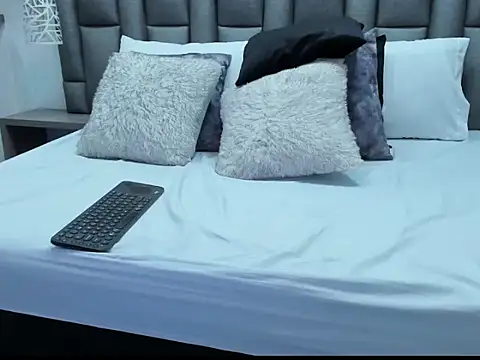 ZoeGrey webcam