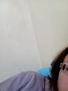 Nisrin_ay webcam