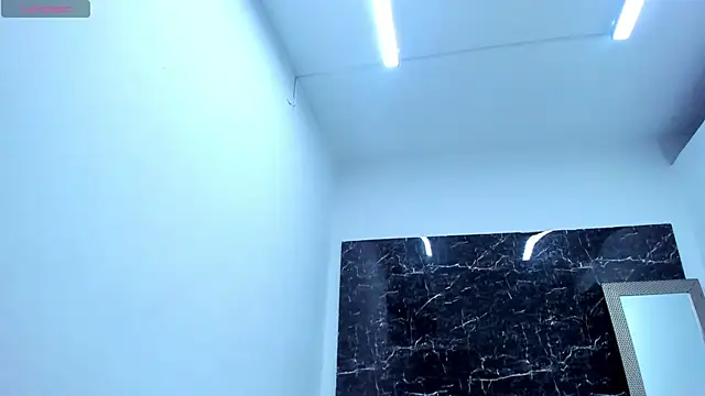 Maddie_01 webcam