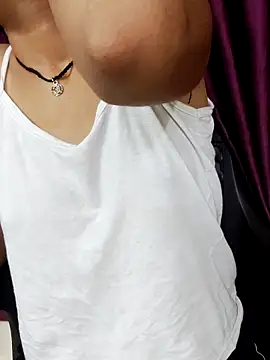 Cute_Naira6 webcam