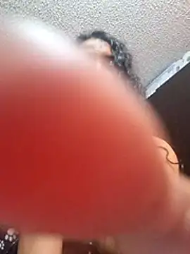 Rubievans22 webcam