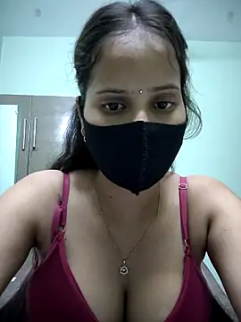 LovelyNidhi webcam