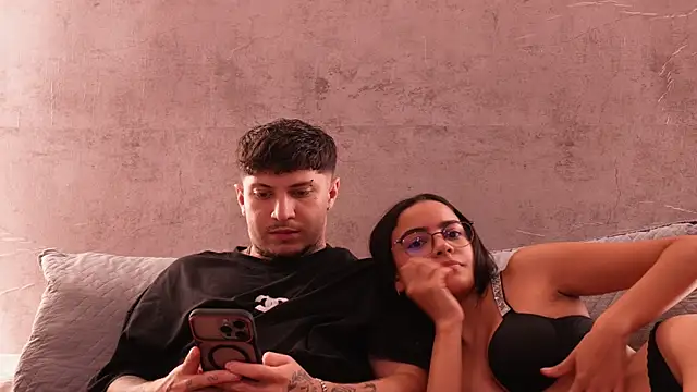 Nicky_and_Blake webcam
