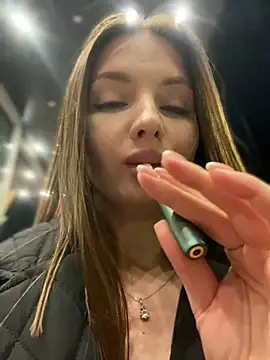 KrisMagnoly webcam