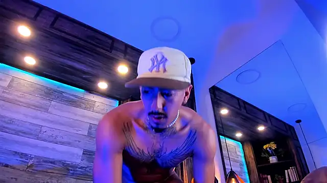 Donovan_Desmond webcam