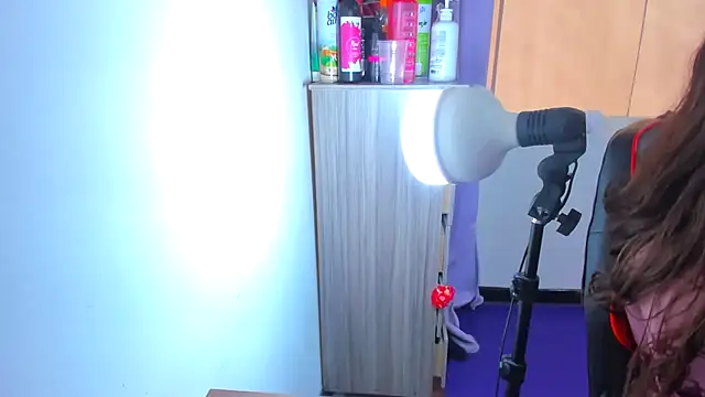 Luna_Analya webcam