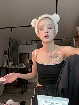 BellaSecrettt webcam