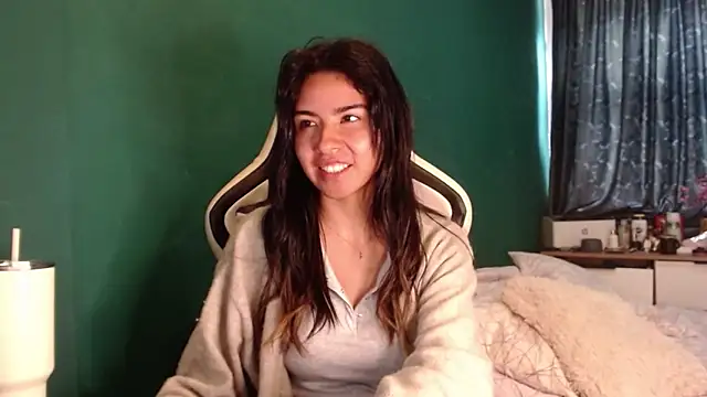 alice_middlee webcam
