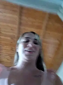 Iris_love18 webcam