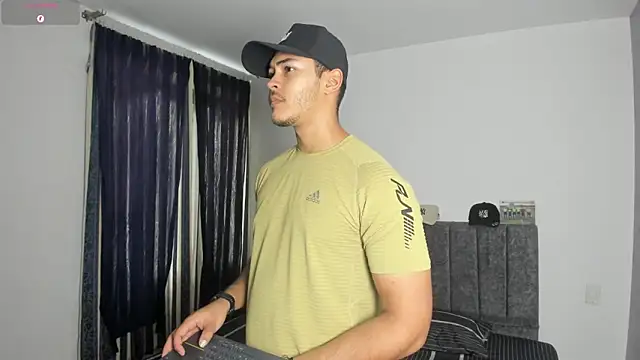 Iamdylan777 webcam