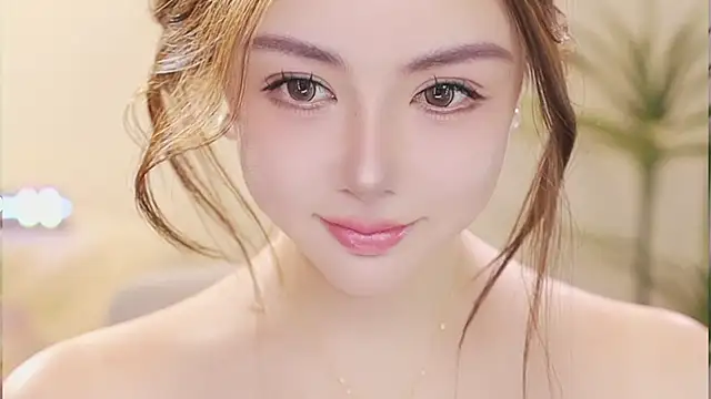 Qiaoqiao__ webcam