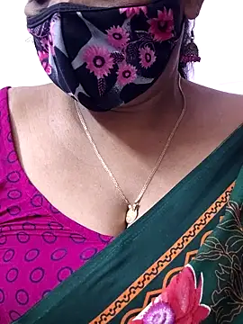 mallu-sumi webcam