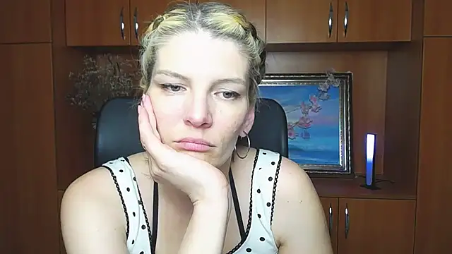 VanessaRey_ webcam