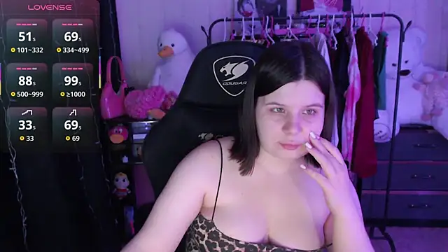 AmyVibess webcam