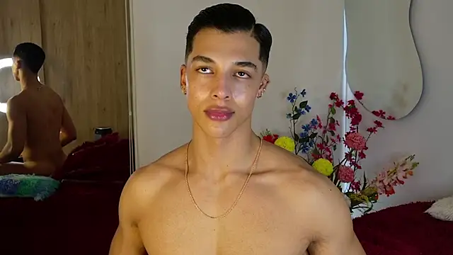 Troye_Williams webcam