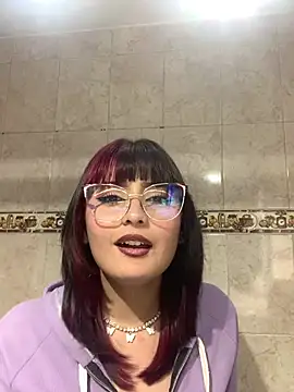 Ela_Queens webcam