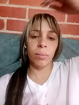 kiki_milu webcam
