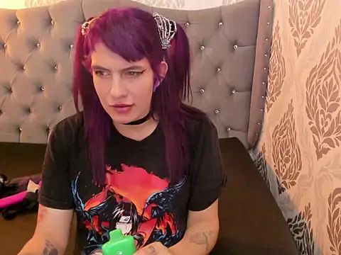 MaryMorganx webcam