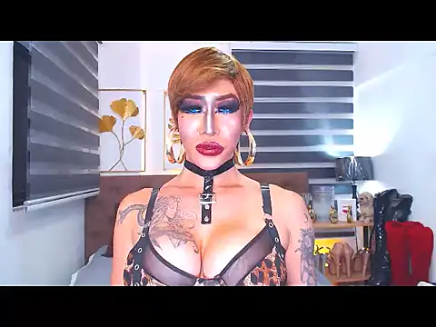 DominateMistressTania webcam