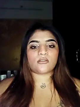 Sanaya_Gil webcam