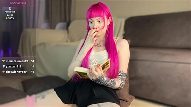 JuliaFlowerBliss webcam