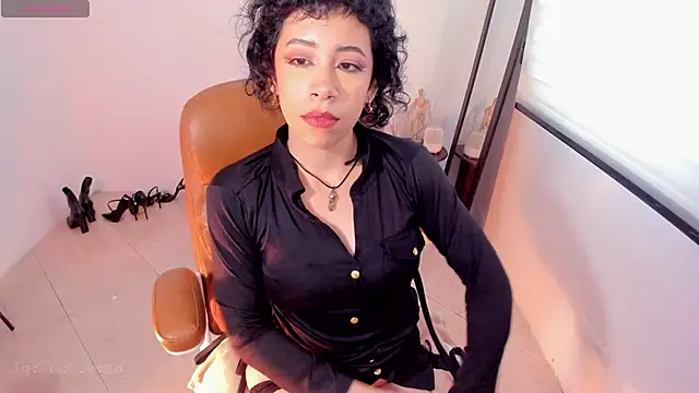 Laena_Castillo webcam