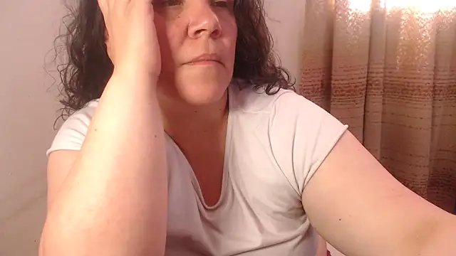 agathamiller01 webcam