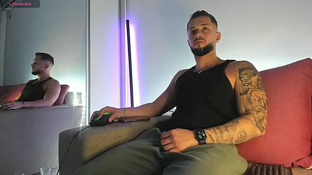 nicholasX1