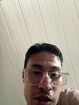 TavoHot_ webcam