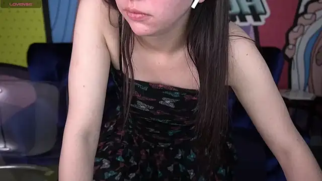 LiviaShy webcam