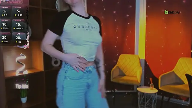 mila_glow1 webcam