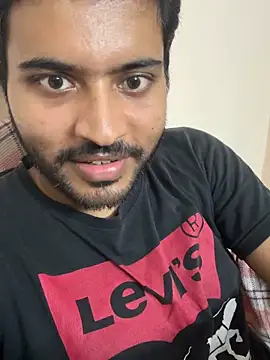 Sweetloverr28 webcam