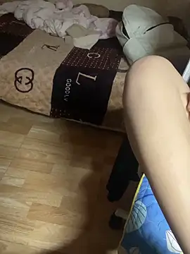 Mina048 webcam