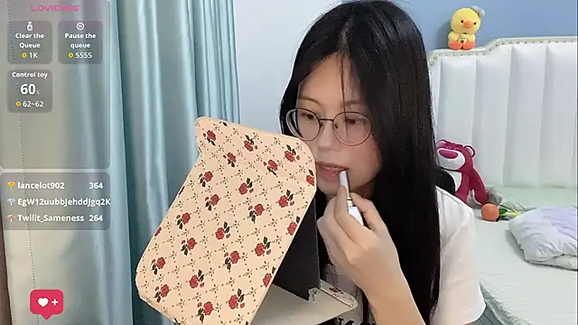 美女Luna-666在线直播