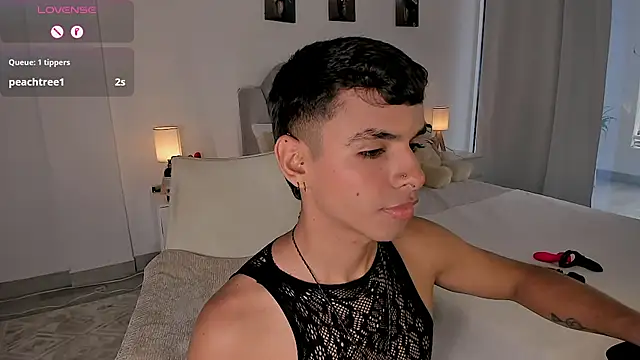 Auren_Sethian webcam