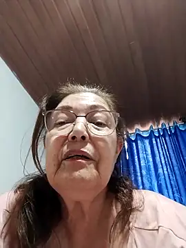 Webcam Model (Vicky_Rosse)  is live.Free join now!