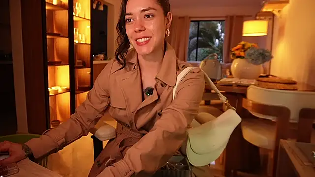Madisonlara1 webcam