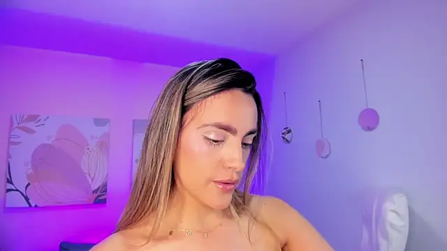 harper_woodss webcam