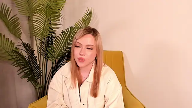 AshleyChristal webcam