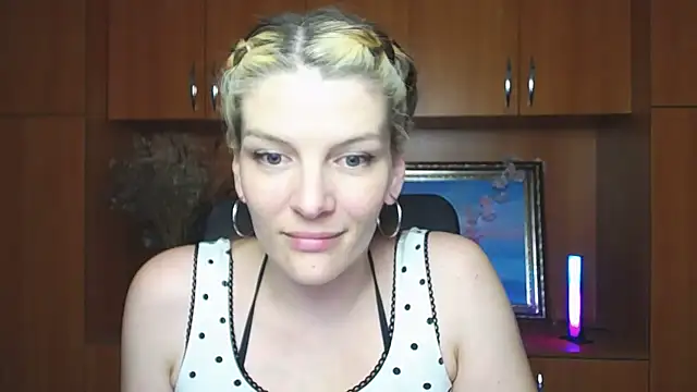 VanessaRey_ webcam