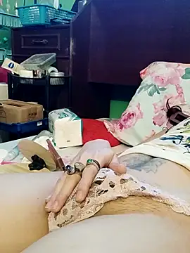 QueenSoreal webcam