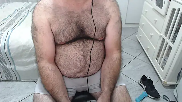 MysterBearMG webcam