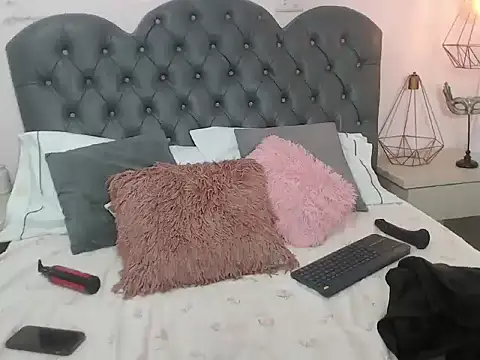 emmalozano live sex cam