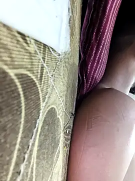 DeLhiBoy_143 webcam