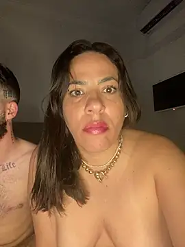 sabrinadvd - SabrinaDVD's free webcam - UK Sex Cams
