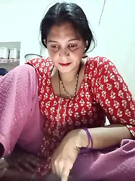Webcam Model (Mohni_love)  is live.Free join now!
