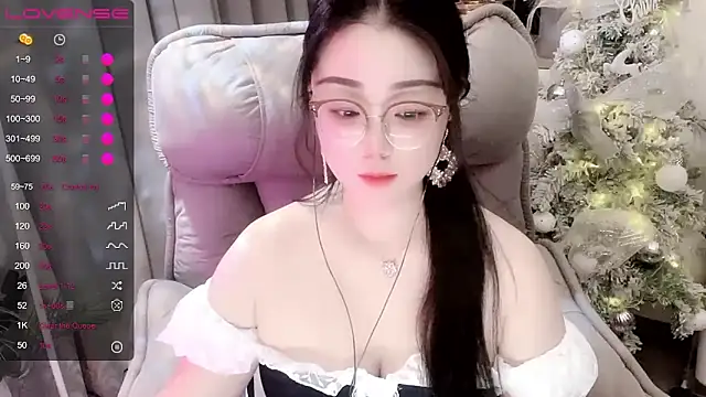 Monica-666888- webcam