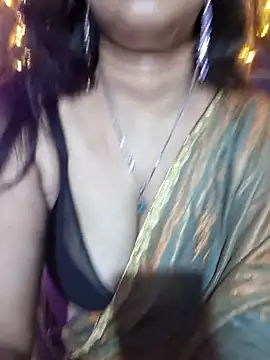 alinaarora webcam