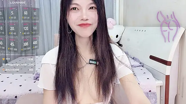 美女yangyang_520在线直播
