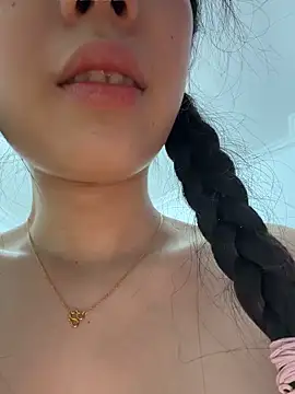 美女TinyBabe在线直播